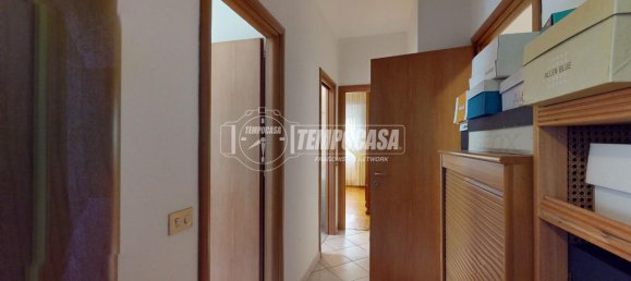 Apartamento de 3 divisões em Carate Brianza, Italy N.º 66799 14