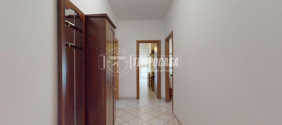 Apartamento de 3 divisões em Carate Brianza, Italy N.º 66799 10