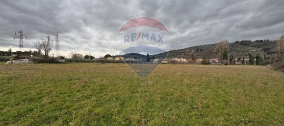 Земельный участок с 1 комнатой в Фолиньо, Италия № 2448 14