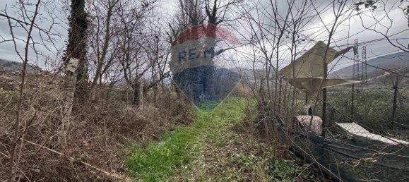 Земельный участок с 1 комнатой в Фолиньо, Италия № 2448 5