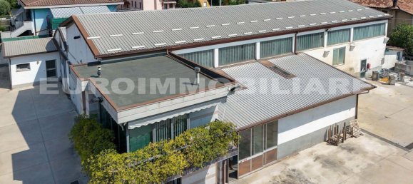 4-Zimmer Lagerhaus in Nave, Italy, Nr. 354640 2