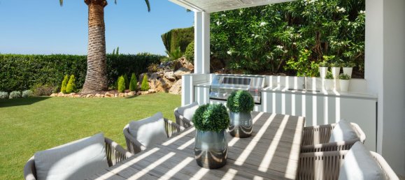 4 bedrooms Villa in Marbella, Spain No. 133532 15