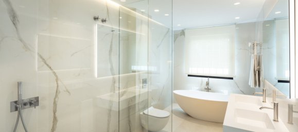 4 bedrooms Villa in Marbella, Spain No. 133532 13