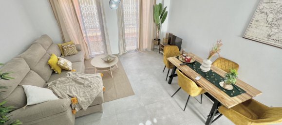 Apartamento de 15 dormitorios en Málaga, Spain No. 29804 28