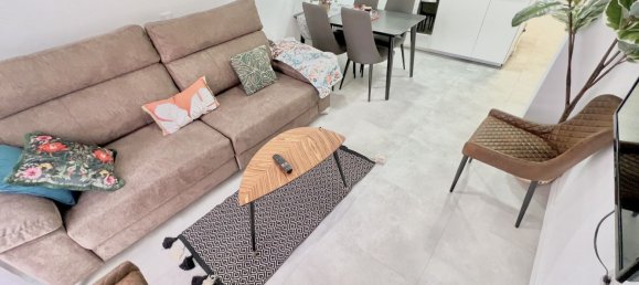 Apartamento de 15 dormitorios en Málaga, Spain No. 29804 27