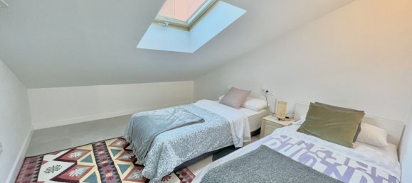 Apartamento de 15 dormitorios en Málaga, Spain No. 29804 12