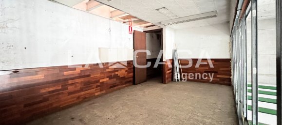 184m² Commercial property in Badalona, Spain No. 158520 14
