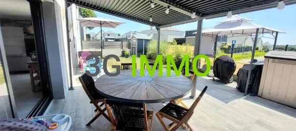 Casa T5 em Montauban-de-Bretagne, France N.º 350545 12