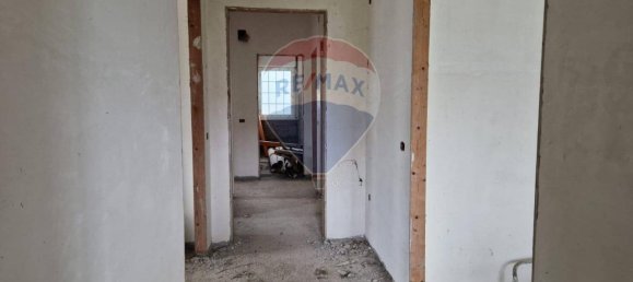 Villa de 4 habitaciónes en Cugnoli, Italy No. 127547 4