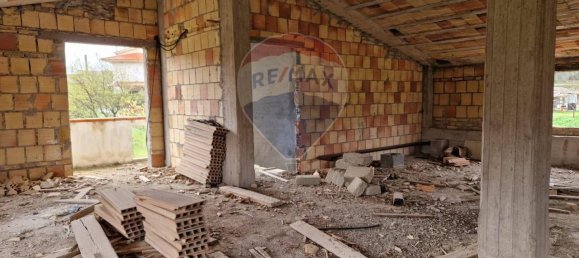 Villa de 4 habitaciónes en Cugnoli, Italy No. 127547 16