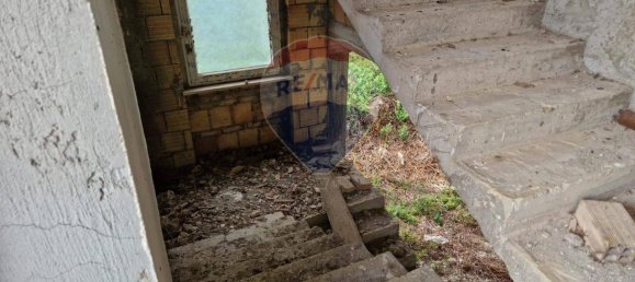 Villa de 4 habitaciónes en Cugnoli, Italy No. 127547 29