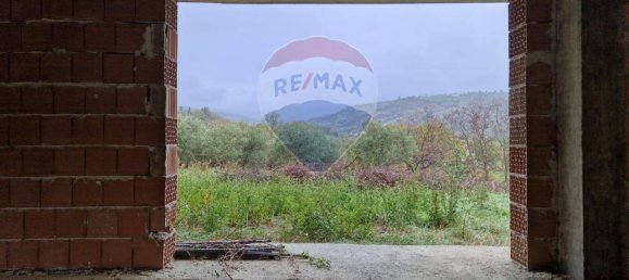 Villa de 4 habitaciónes en Cugnoli, Italy No. 127547 20