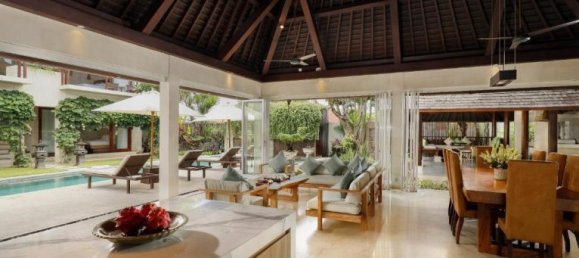 5 bedrooms Villa in Seminyak, Indonesia No. 3590 4
