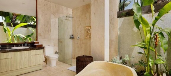 5 bedrooms Villa in Seminyak, Indonesia No. 3590 18