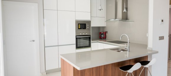 3 bedrooms Villa in Alicante, Spain No. 12222 12