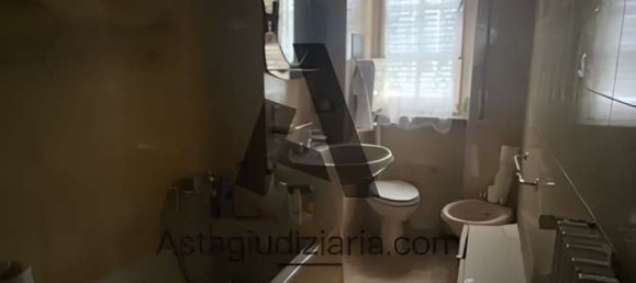 4 rooms Apartment in Magenta, Italy No. 262887 4