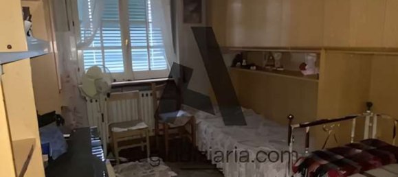 4 rooms Apartment in Magenta, Italy No. 262887 3