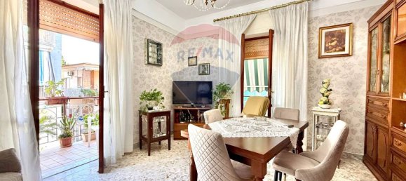 3 rooms Apartment in Calvizzano, Italy No. 259553 2