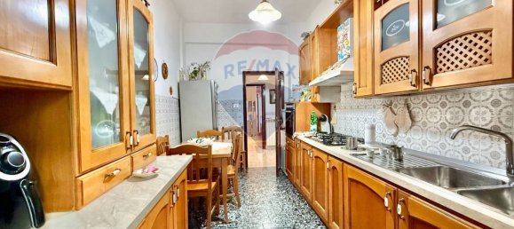 3 rooms Apartment in Calvizzano, Italy No. 259553 8