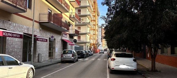 4 rooms Apartment in Benevento, Italy No. 150734 5