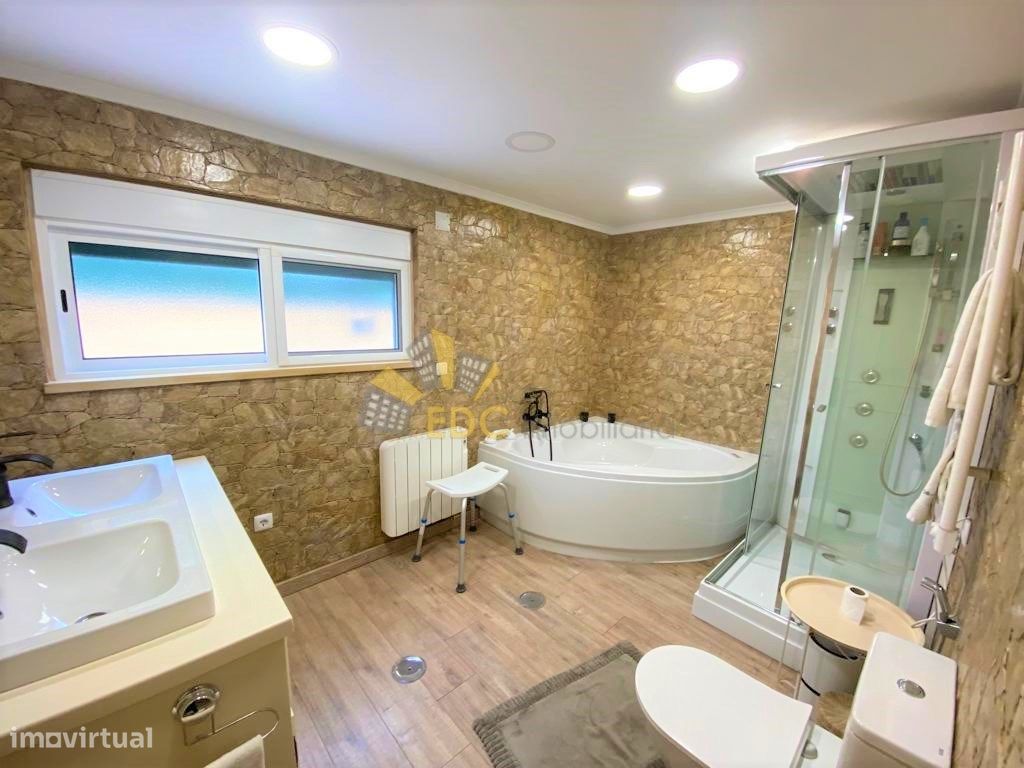 3 bedrooms House in Sintra, Portugal No. 151165