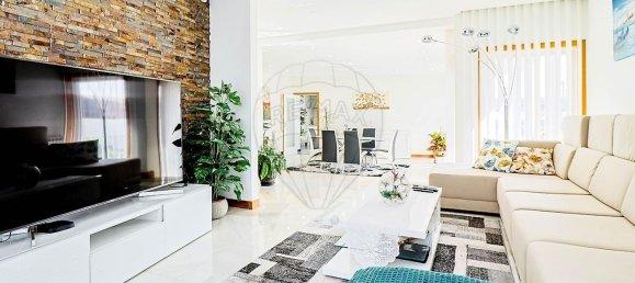 Дом с 4 спальнями в Повуа ди Варзин, Португалия № 22062 17