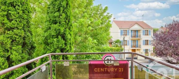 Квартира с 2 спальнями в Ле-Бурже, Франция № 310882 8