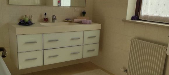 4 bedrooms House in Resana, Italy No. 358452 7