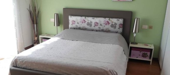 4 bedrooms House in Resana, Italy No. 358452 11