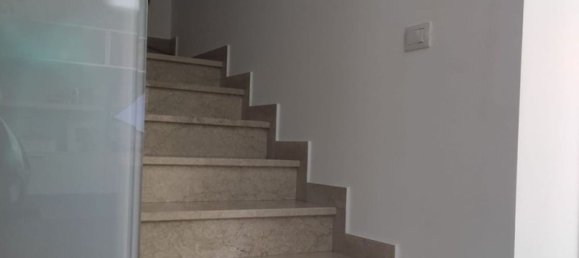 4 bedrooms House in Resana, Italy No. 358452 14