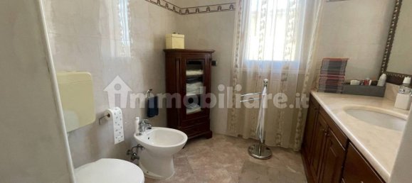 3 bedrooms House in Castelnovo di Sotto, Italy No. 332971 22