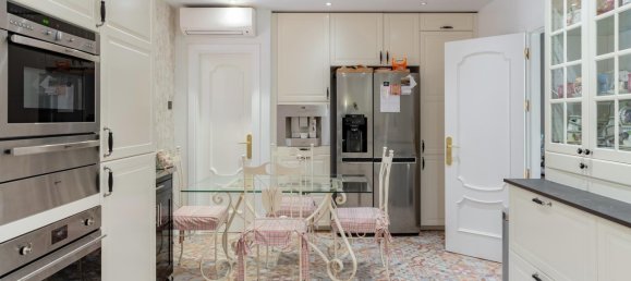 5 bedrooms Villa in Marbella, Spain No. 133948 7