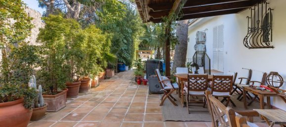 5 bedrooms Villa in Marbella, Spain No. 133948 13