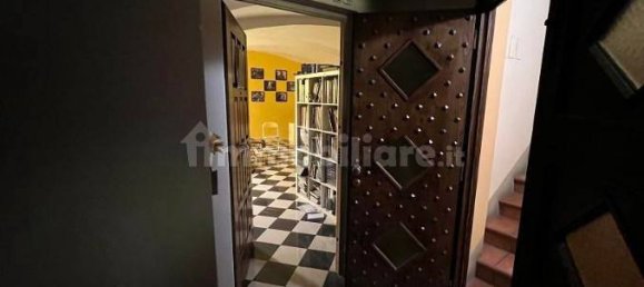 5غرفة مكتب في Bologna, Italy رقم 329145 3