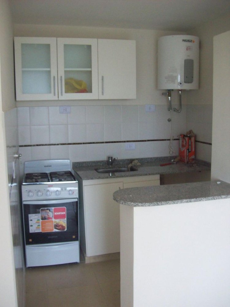 Studio in Moron, Argentina No. 16711