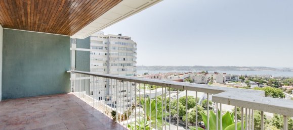 4 bedrooms Apartment in Lisbon, Portugal No. 131042 6