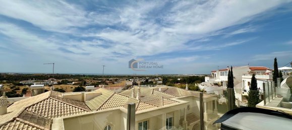 3 bedrooms Villa in Guia, Portugal No. 30821 8
