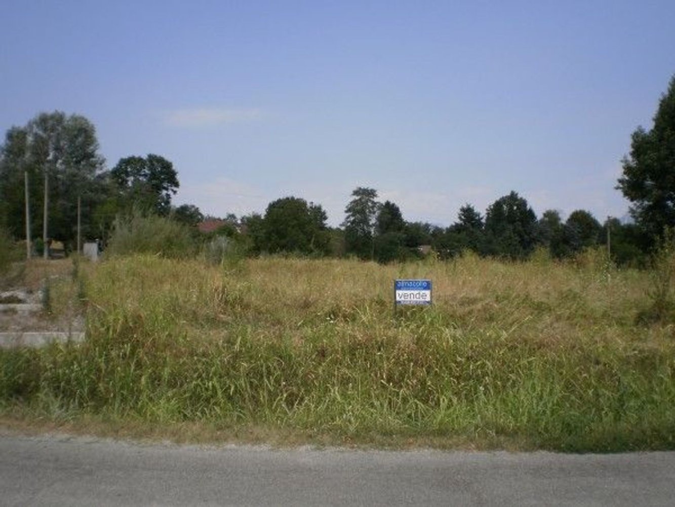 Terreno em Udine, Italy 4000 m² N.º 402692