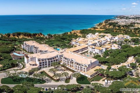 2 bedrooms Apartment in Albufeira, Portugal No. 338548