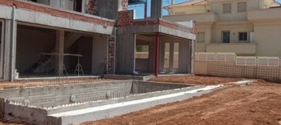 Вилла с 4 спальнями в Каливия-Торику, Сароникос, Восточная Аттика, Аттика, Греция № 52874 4