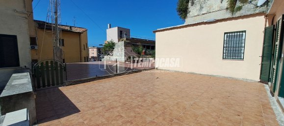 2 bedrooms Apartment in Terracina, Italy No. 378002 8