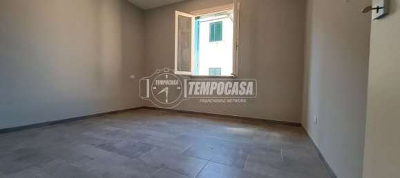 2 bedrooms Apartment in Terracina, Italy No. 378002 4