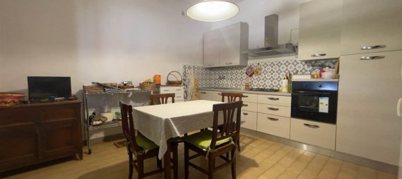5 rooms Apartment in Gavorrano, Italy No. 221052 2