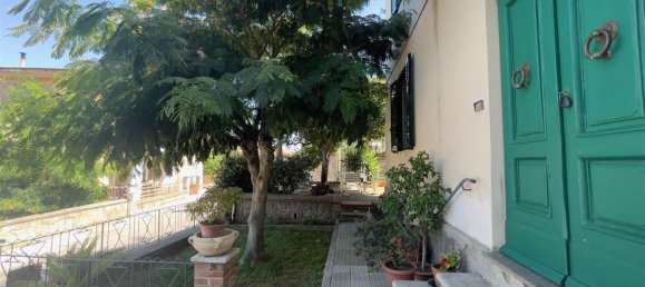 5 rooms Apartment in Gavorrano, Italy No. 221052 26