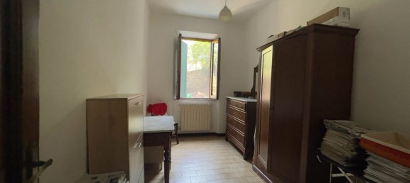 5 rooms Apartment in Gavorrano, Italy No. 221052 6