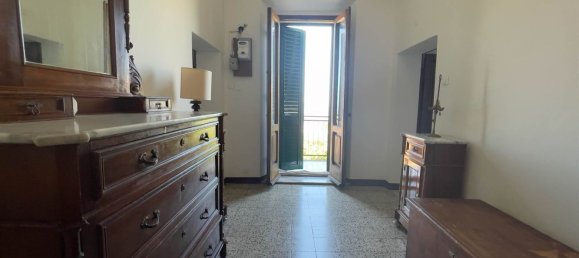 5 rooms Apartment in Gavorrano, Italy No. 221052 11