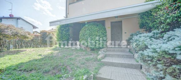 2 bedrooms Villa in Borgomanero, Italy No. 375850 25