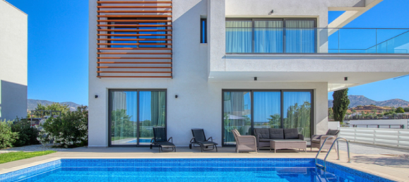 3 Schlafzimmer Gewerbliche Immobilie in Pyrgos, Cyprus, Nr. 19887 4