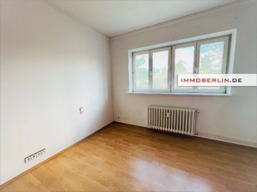 Квартира с 3 комнатами в Штеглиц, Германия № 32940