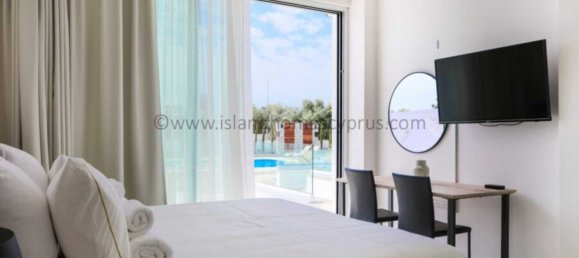 Дом с 10 спальнями в Айя Напа, Кипр № 23936 14